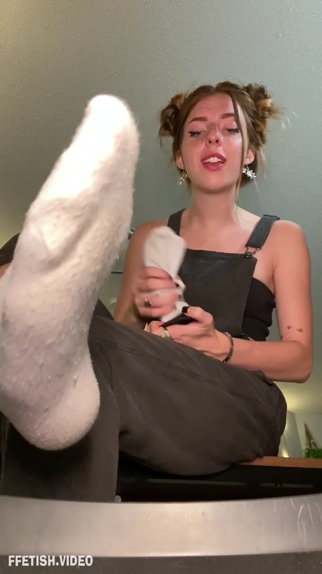Lynn Baby - Jerk off in my gym socks, freak 00010