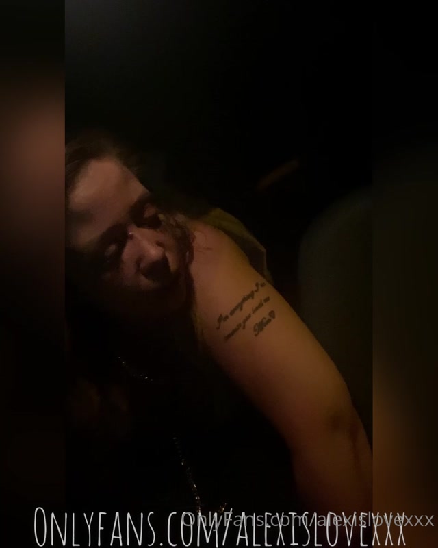 alexislovexxx - 2021.05.11 2106626931 Sex in the truck because his girl asleep in the hou 00006
