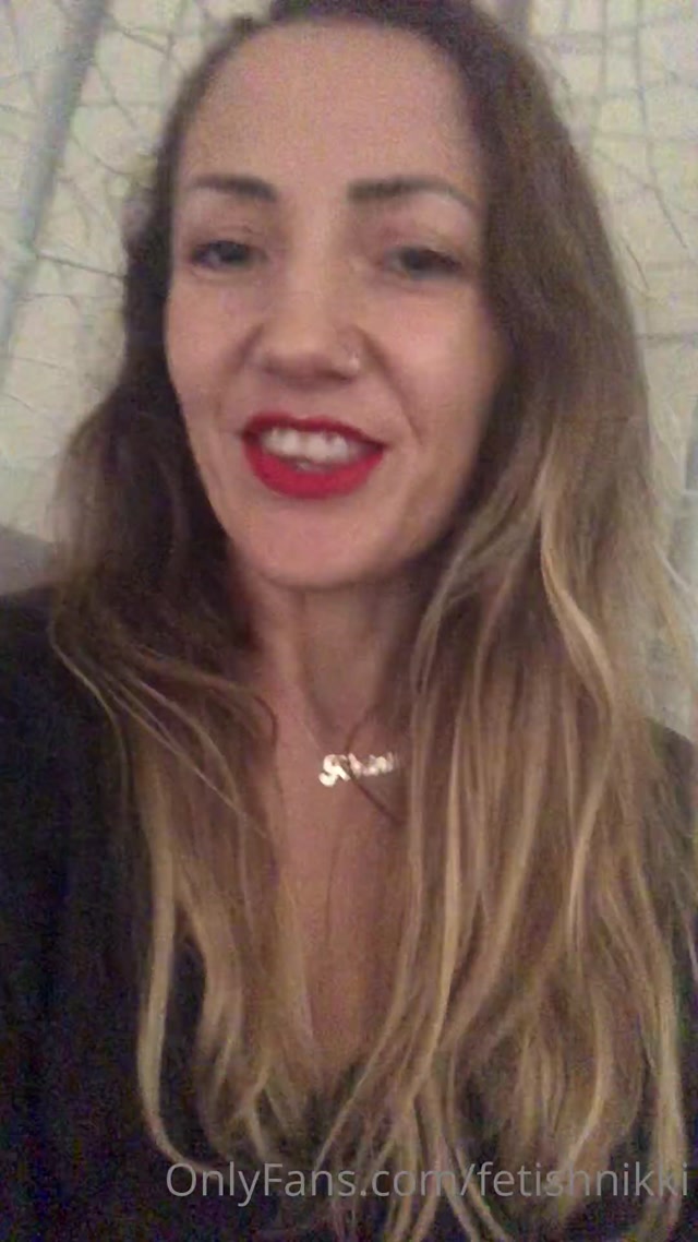Fetish Nikki - FetishNikki   2020-10-14 - Snip snip Video 00011