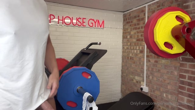 personaltrainersxxx - 2022.10.29 2659180521-She left her knickers behind to the gym owners 00000