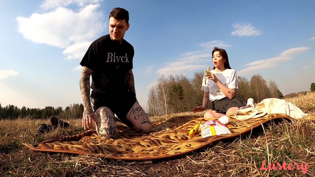 Lustery_Igor & Lera - Banana Cream Picnic_1080p 00001