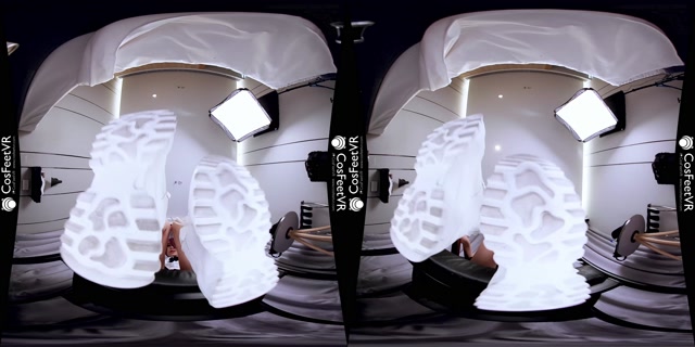 CosFeetVR - VR - Niki Jul2023 J - Trampling 00004 CosFeetVR - VR - Niki Jul2023 J - Trampling 00004