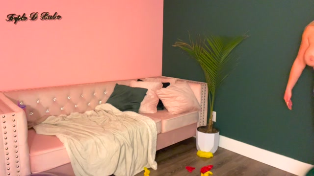 TripleDBabe - Popping Your Balloons 00009 TripleDBabe - Popping Your Balloons 00009