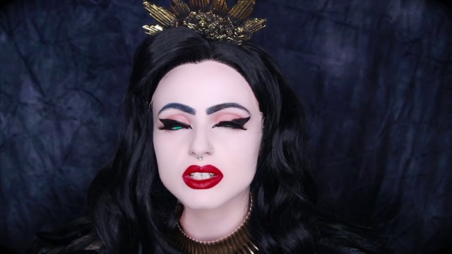 Empress Poison - Her Majesty Empress Poison - Her Majesty