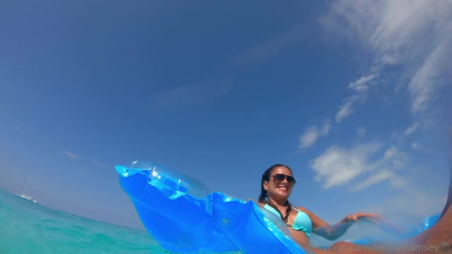 alexia_ramsey 28-08-2023-2995774650-Vacay mode! Will be in Cancun in about two 00007 alexia_ramsey 28-08-2023-2995774650-Vacay mode! Will be in Cancun in about two 00007