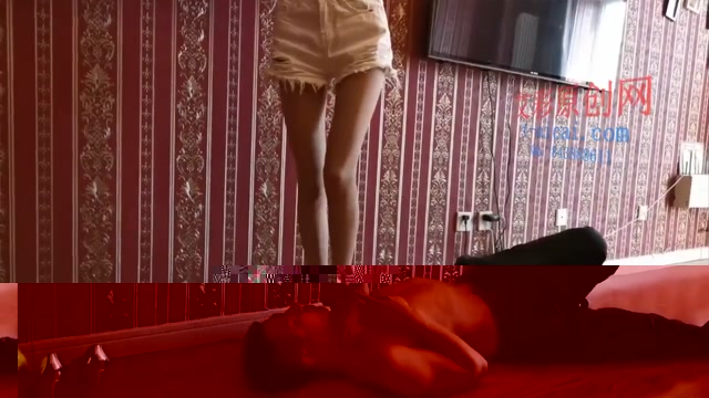 Chinese Femdom - Bitchy queen dominates over a cunt foot slave 00008 Chinese Femdom - Bitchy queen dominates over a cunt foot slave 00008