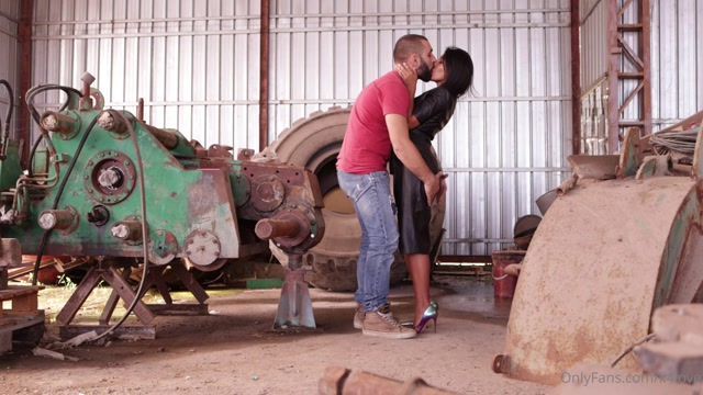 k4love 09-05-2023-2865821777-INDUSTRIAL CREAMPIE                We found this place in Italy and couldnt resist  We go 00000