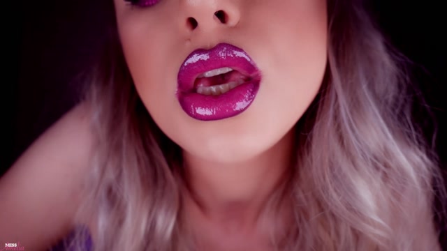 Miss Amelia - Lips Delirium - Pump Sticky , Milky Mess 00006