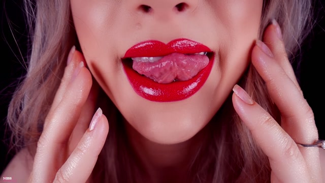 Miss Amelia - Make Cummies For Shiny Red Lips 00014