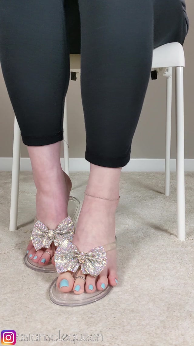 asiansolequeen Clear flip flops slapping against my feet gentle gooner JOI 00009 asiansolequeen Clear flip flops slapping against my feet gentle gooner JOI 00009
