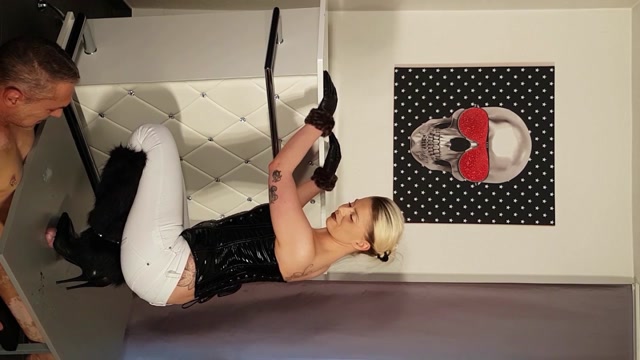 High Heels Goddess Lady Latisha - Arrogant Sadistic Bootjob Horizontal View Read 00006