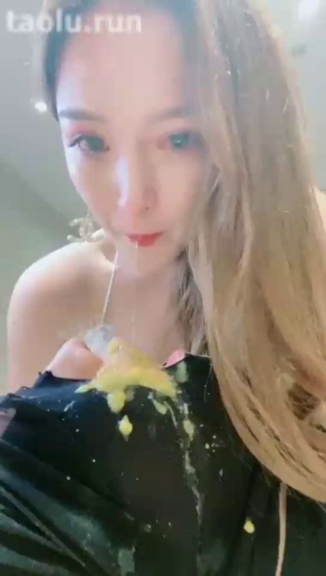 Chinese Femdom - Miss Yinuo - Fruit Feeding 00010 Chinese Femdom - Miss Yinuo - Fruit Feeding 00010