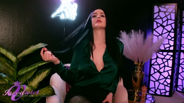 Meeting With Your Banker – Goddess Violet Voss 00008