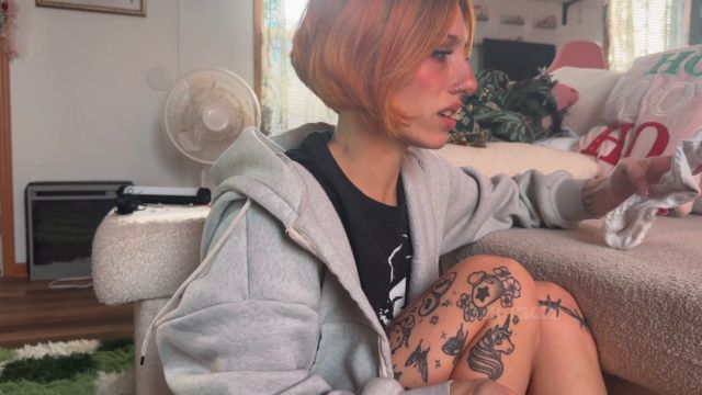 Elle Marz - Magic control self foot worship 00008