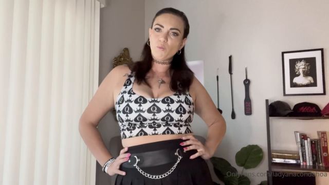 Lady Anaconda - I Know You Betas Need A Lesson 00010 Lady Anaconda - I Know You Betas Need A Lesson 00010