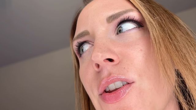 SneezeGoddess - Vore Devouring Your Wife 00010