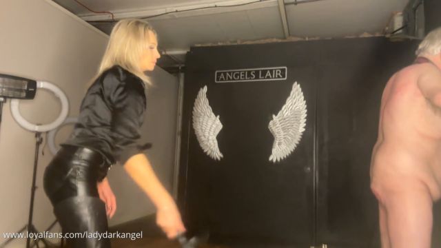 LADYDARKANGEL - Third Part Of The Bullwhip Session 00003 LADYDARKANGEL - Third Part Of The Bullwhip Session 00003
